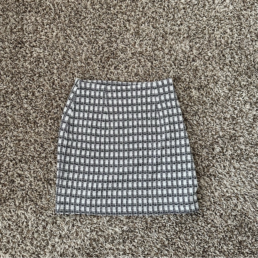 NWT Divided H&M Plaid Skirt | Size: 2